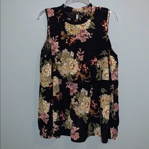 Long sleeve cold shoulder top